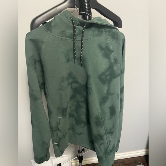 Old Navy Active Tech - Picture 1 of 2